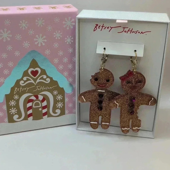 Betsey Johnson Gingerbread Couple Holiday Earrings Cookies NWT Christmas - Picture 3 of 7